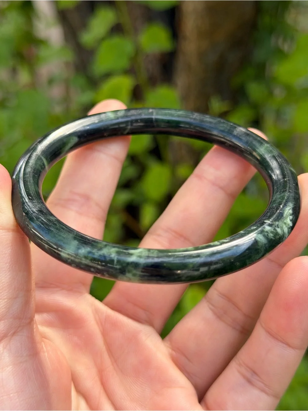 62mm inner diameter skinny xiuyu jade bangle 1740